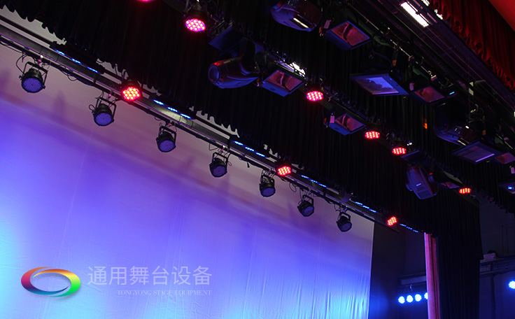 燈光吊桿機組成(桿體結構、卷揚系統(tǒng)和控制系統(tǒng)等)及相關參數(shù)