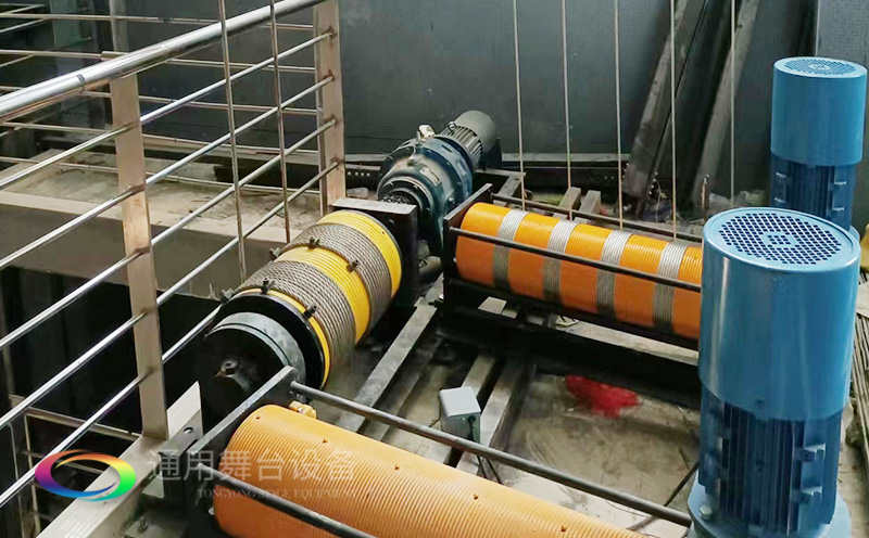 通用舞臺承接佛山電視臺演播廳機(jī)械舞臺吊桿項(xiàng)目