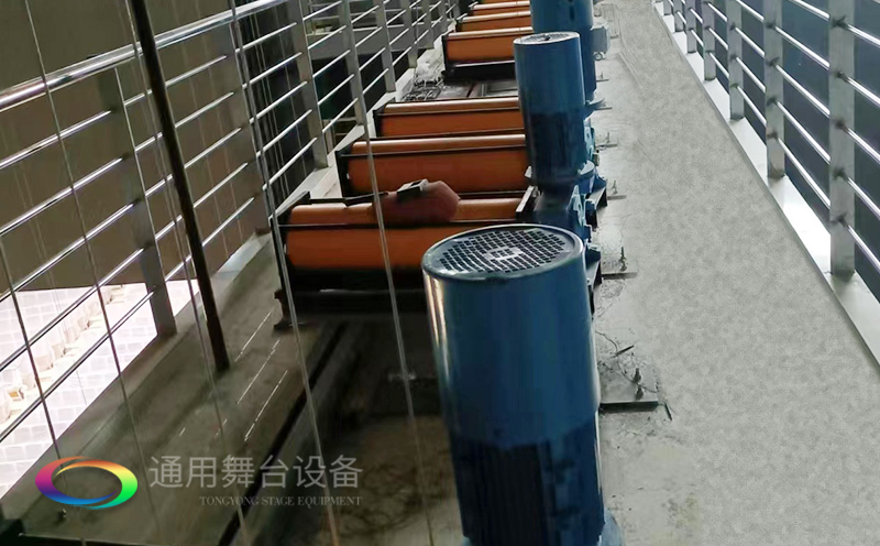淮安開明實驗學校報告廳、舞臺機械吊桿、鋼性防火幕項目