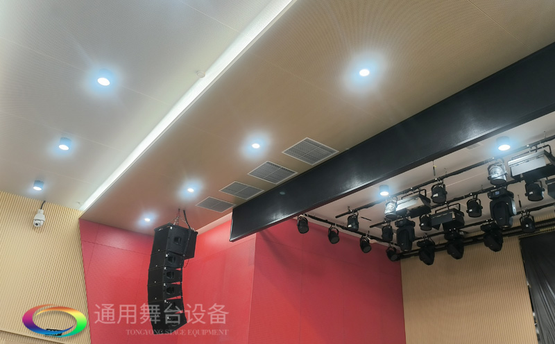 高顏值+實力派！通用舞臺吊桿成功打造某中學(xué)智慧化多功能報告廳項目