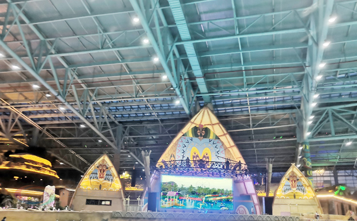 通用舞臺(tái)承建廣州某水世界項(xiàng)目，涉及舞臺(tái)燈光、音響及舞臺(tái)吊桿系統(tǒng)全面竣工，打造沉浸式演藝新標(biāo)桿