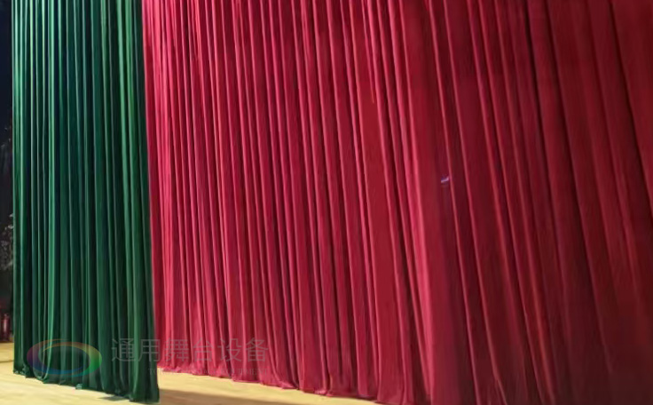 隨著全球文化演出市場(chǎng)的復(fù)蘇以及公共安全意識(shí)的提升,舞臺(tái)安全設(shè)備領(lǐng)域迎來(lái)新一輪發(fā)展機(jī)遇